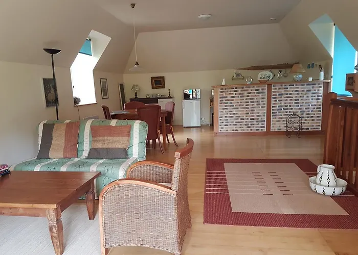 De France Rosalie Hébergement de vacances Bannes (Lot)